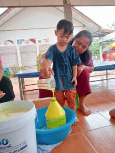 วันที่ 21 กรกฎาคม 2566โครงการภูมิปัญญาท้องถิ่นไทยร่วมใจพัฒนาเด็กเล็ก กิจกรรม น้ำล้างจาน ศูนย์พัฒนาเด็กเล็กนิคมพัฒนาสามัคคี