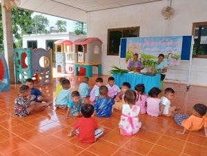 วันที่ 14 กรกฎาคม 2566ภาพกิจกรรมโครงการภูมิปัญญาท้องถิ่นไทยร่วมใจพัฒนาเด็กเล็ก กิจกรรม สานนก,สานปลา ศูนย์พัฒนาเด็กเล็กนิคมพัฒนาสามัคคี